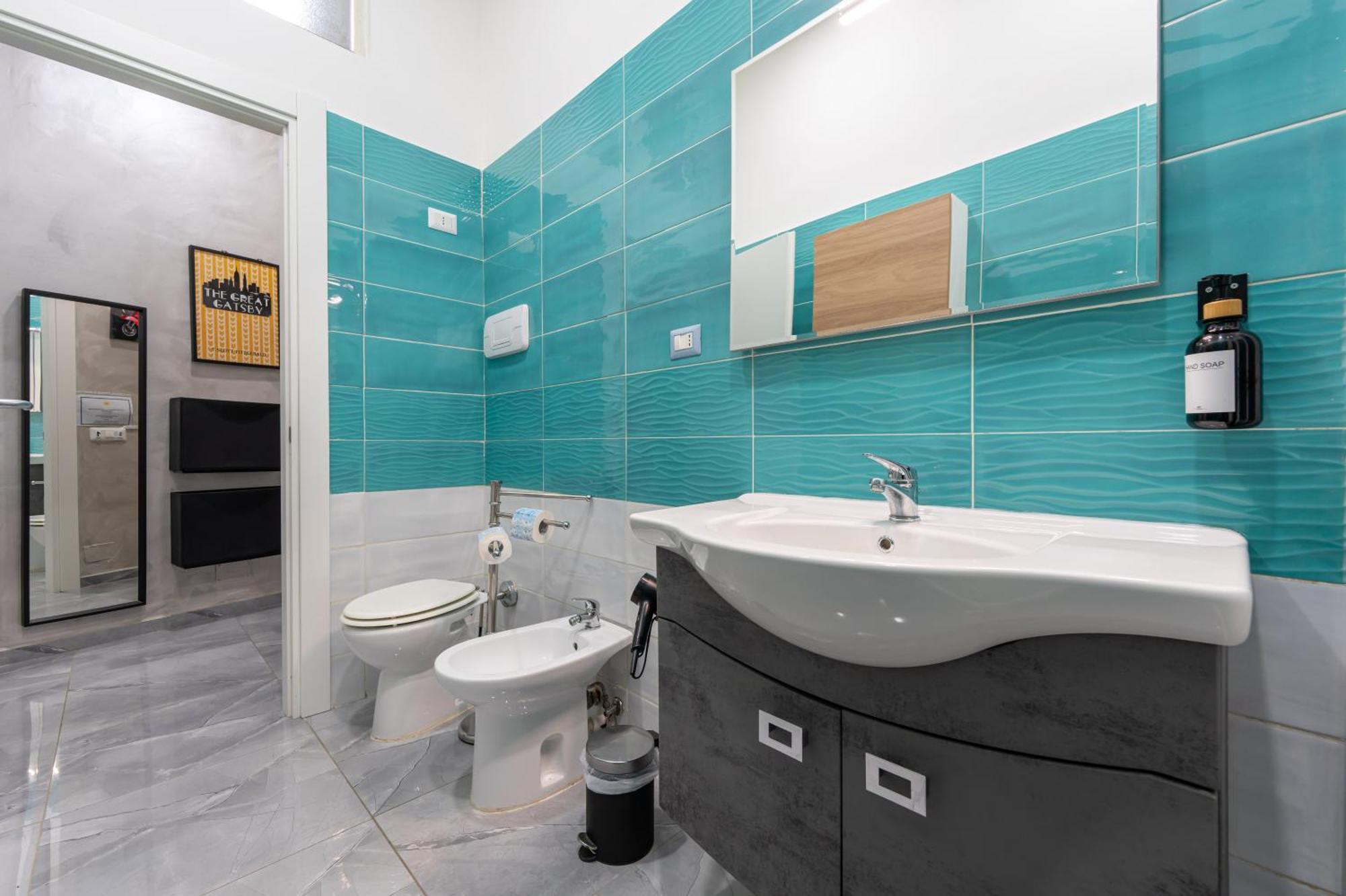 Evans Housee * Naples